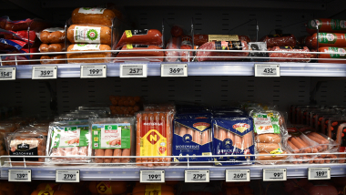 в каком году были талоны на продукты в россии. small RIAN 6366139 HR ru 1. в каком году были талоны на продукты в россии фото. в каком году были талоны на продукты в россии-small RIAN 6366139 HR ru 1. картинка в каком году были талоны на продукты в россии. картинка small RIAN 6366139 HR ru 1. Ярослав Нилов, председатель Комитета по социальной политике, труду и делам ветеранов Государственной Думы РФ, рассказал в эфире программы «Отражение», что законопроект о продовольственных сертификатах был разработан фракцией ЛДПР ещё в прошлом году, но тогда правительство эту идею не поддержало. Депутат уверен, что после реакции президента обсуждения начнутся в другом ключе.